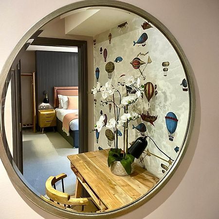 The Lawrance Luxury Aparthotel - ฮาร์โรเกต ภายนอก รูปภาพ