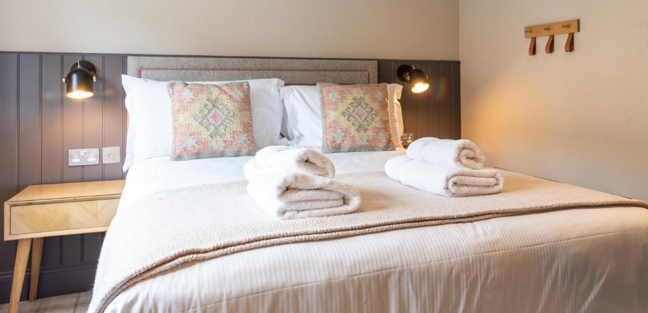 The Lawrance Luxury Aparthotel - ฮาร์โรเกต ภายนอก รูปภาพ