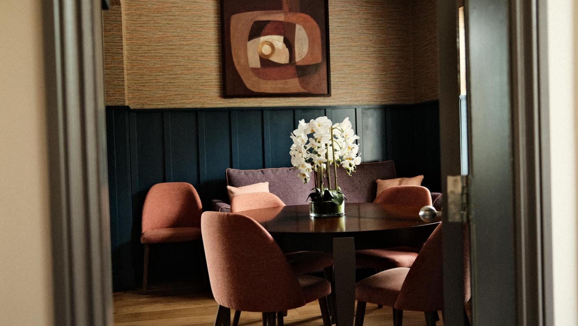 The Lawrance Luxury Aparthotel - ฮาร์โรเกต ภายนอก รูปภาพ