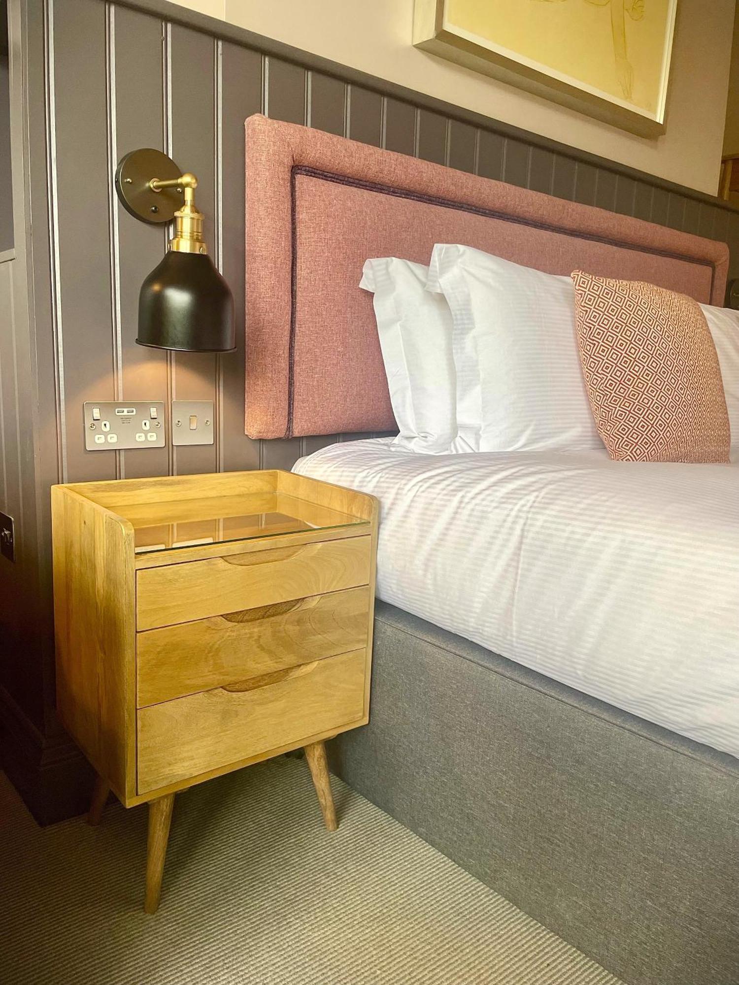 The Lawrance Luxury Aparthotel - ฮาร์โรเกต ภายนอก รูปภาพ