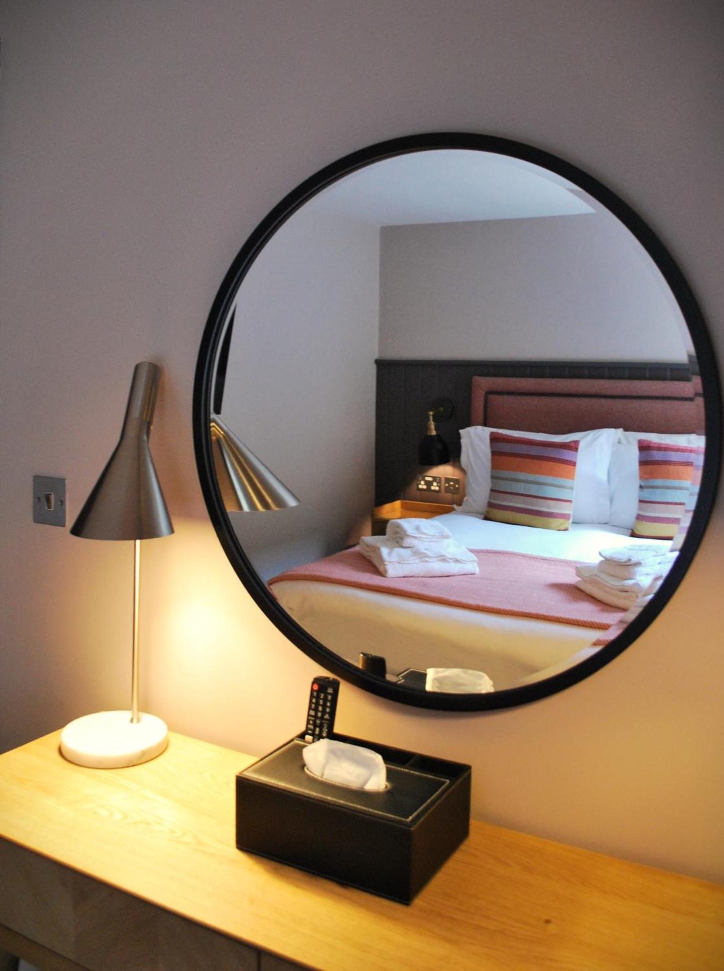 The Lawrance Luxury Aparthotel - ฮาร์โรเกต ภายนอก รูปภาพ